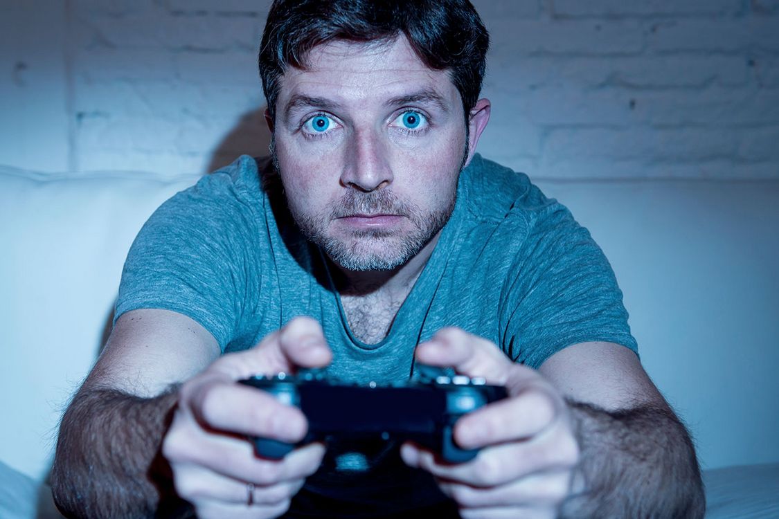 Shooter' video games 'can damage brain and may increase risk of  Alzheimer's