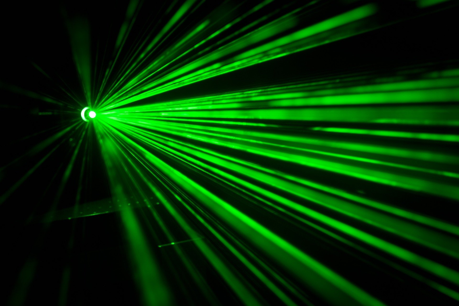 Physicists make laser beams visible in vacuum