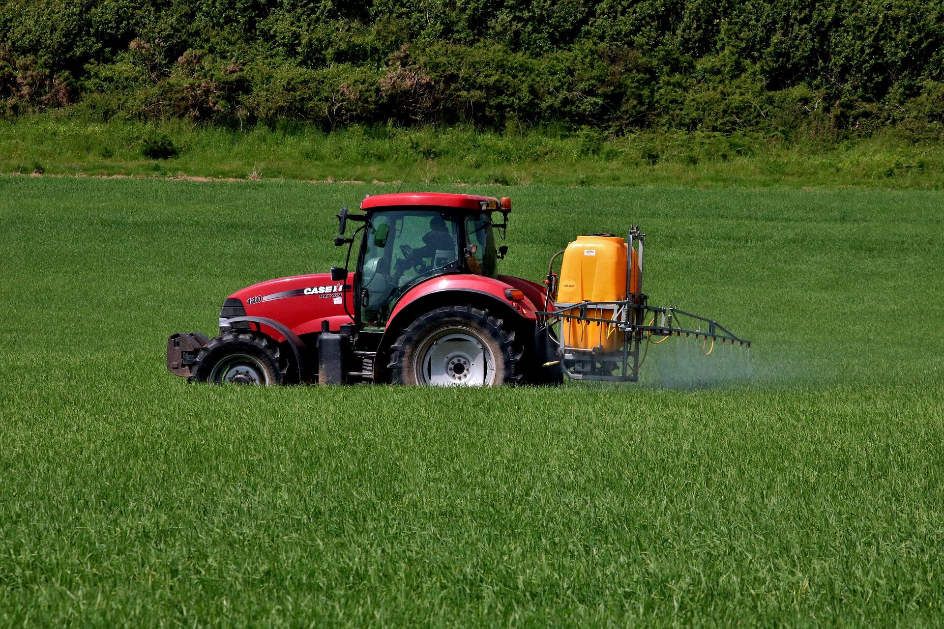 New study finds association between insecticide exposure and lower sperm concentration in adult men