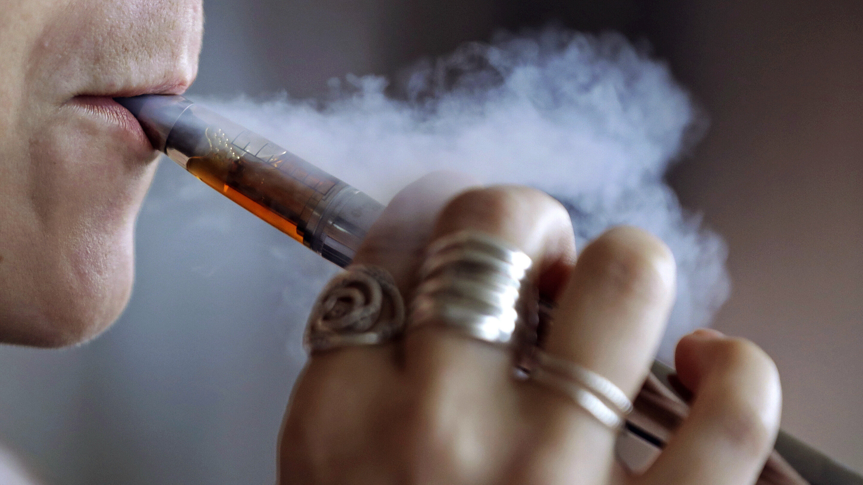 Massachusetts Oks Ban On Flavored Vaping Tobacco Products 