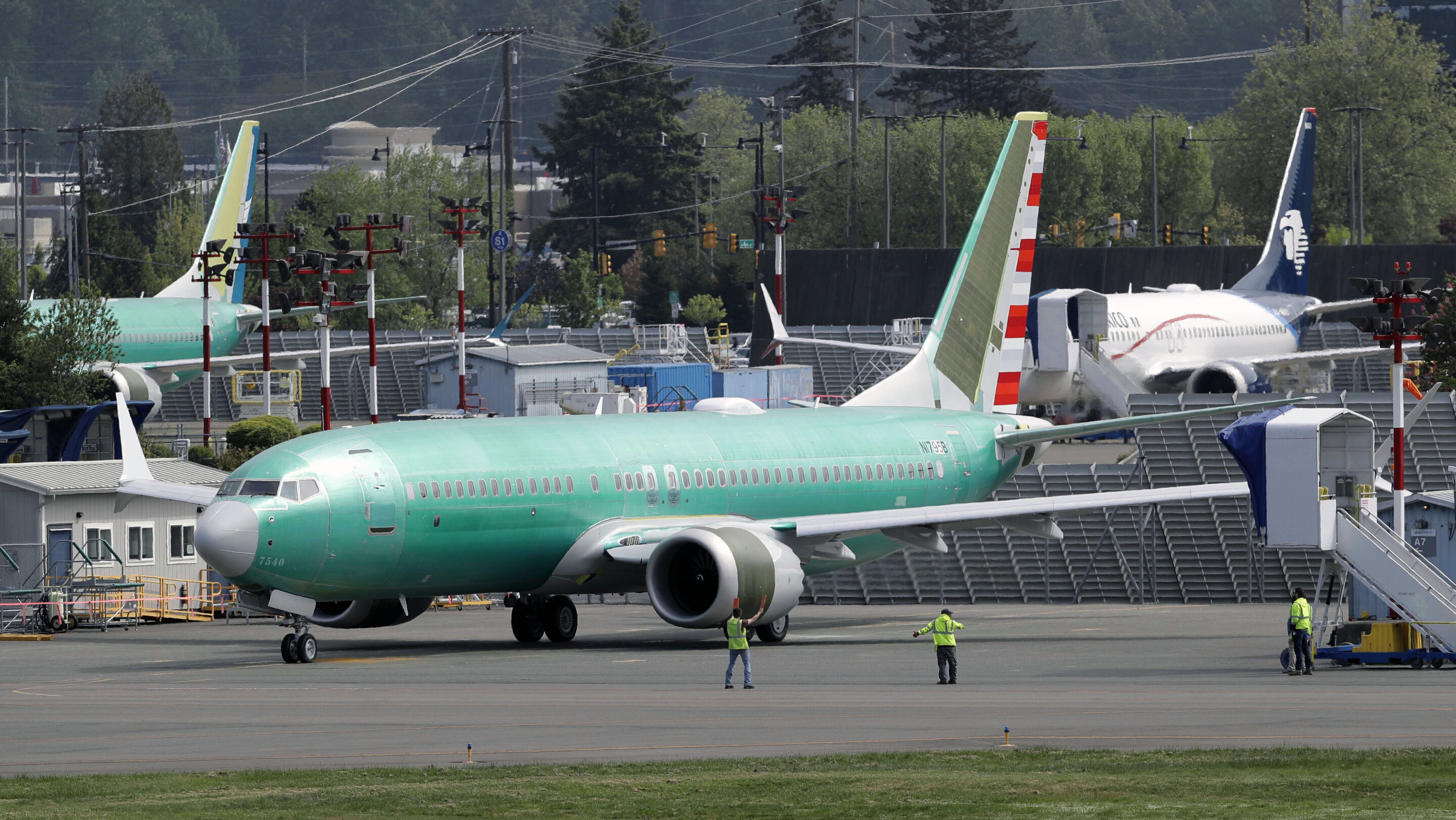 FAA puts out a call for pilots to test changes in Boeing jet