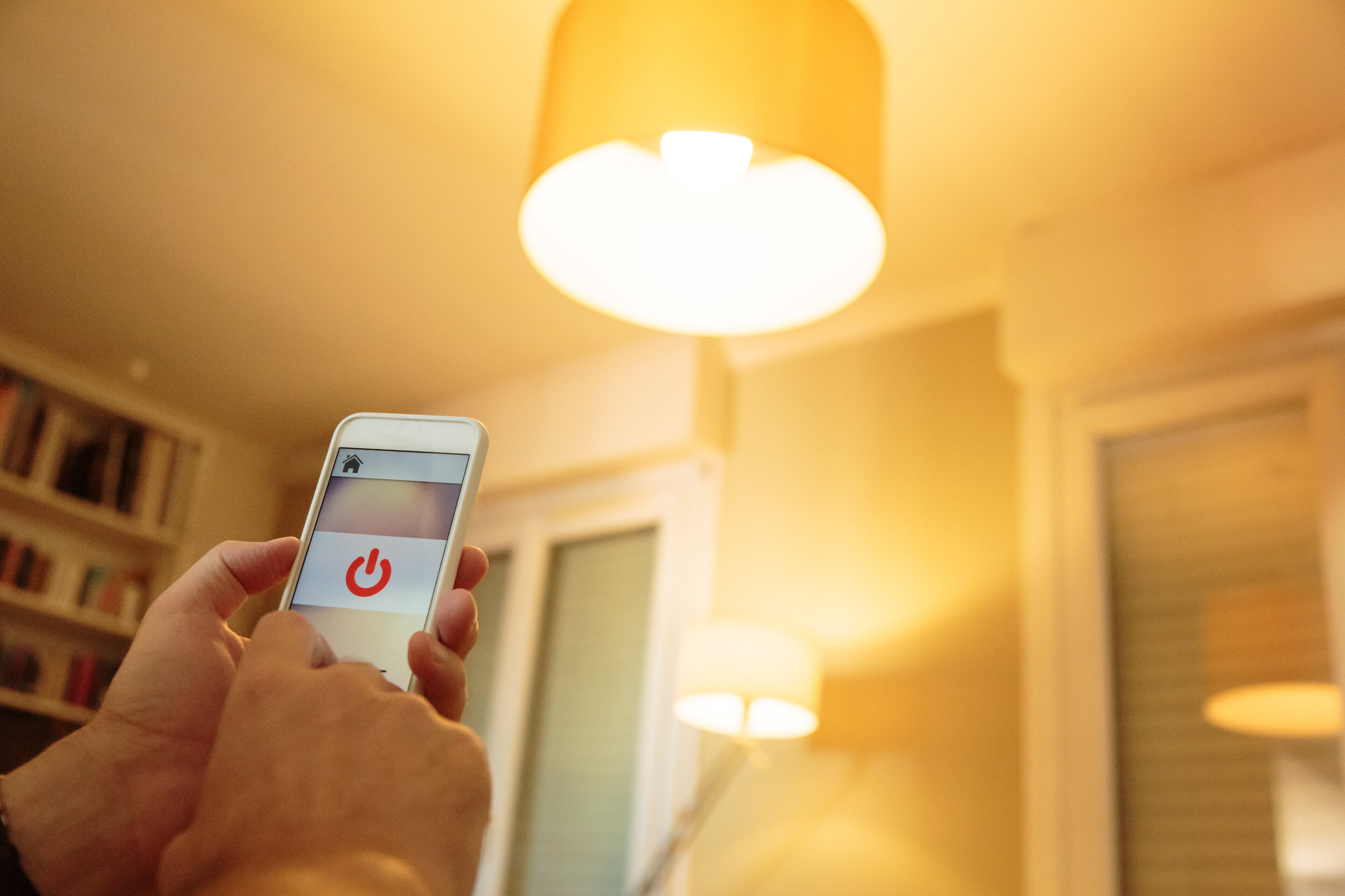 Study Warns Of Security Gaps In Smart Light Bulbs