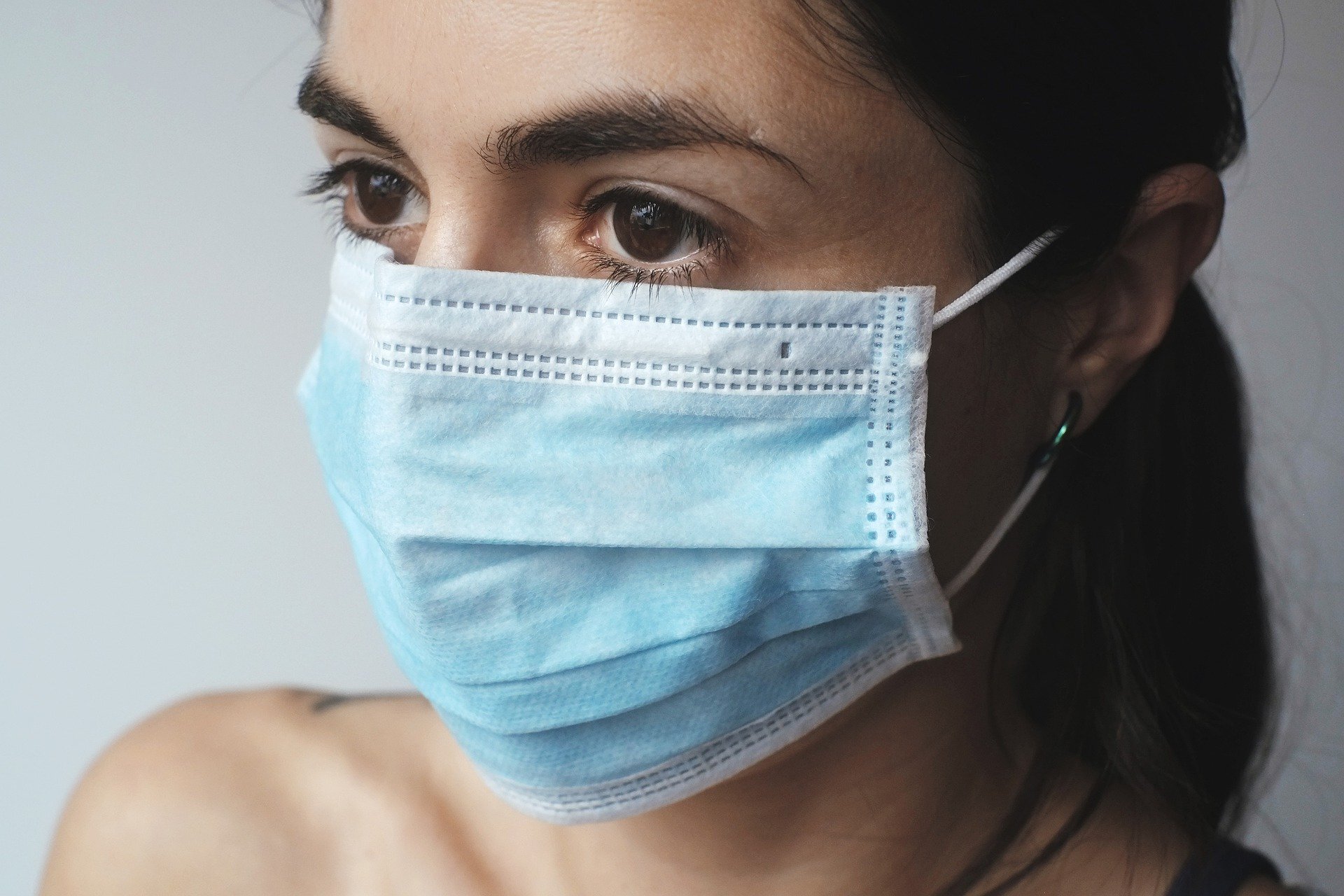 are-you-doing-it-wrong-doctors-explain-how-to-properly-wear-a-mask-and-why