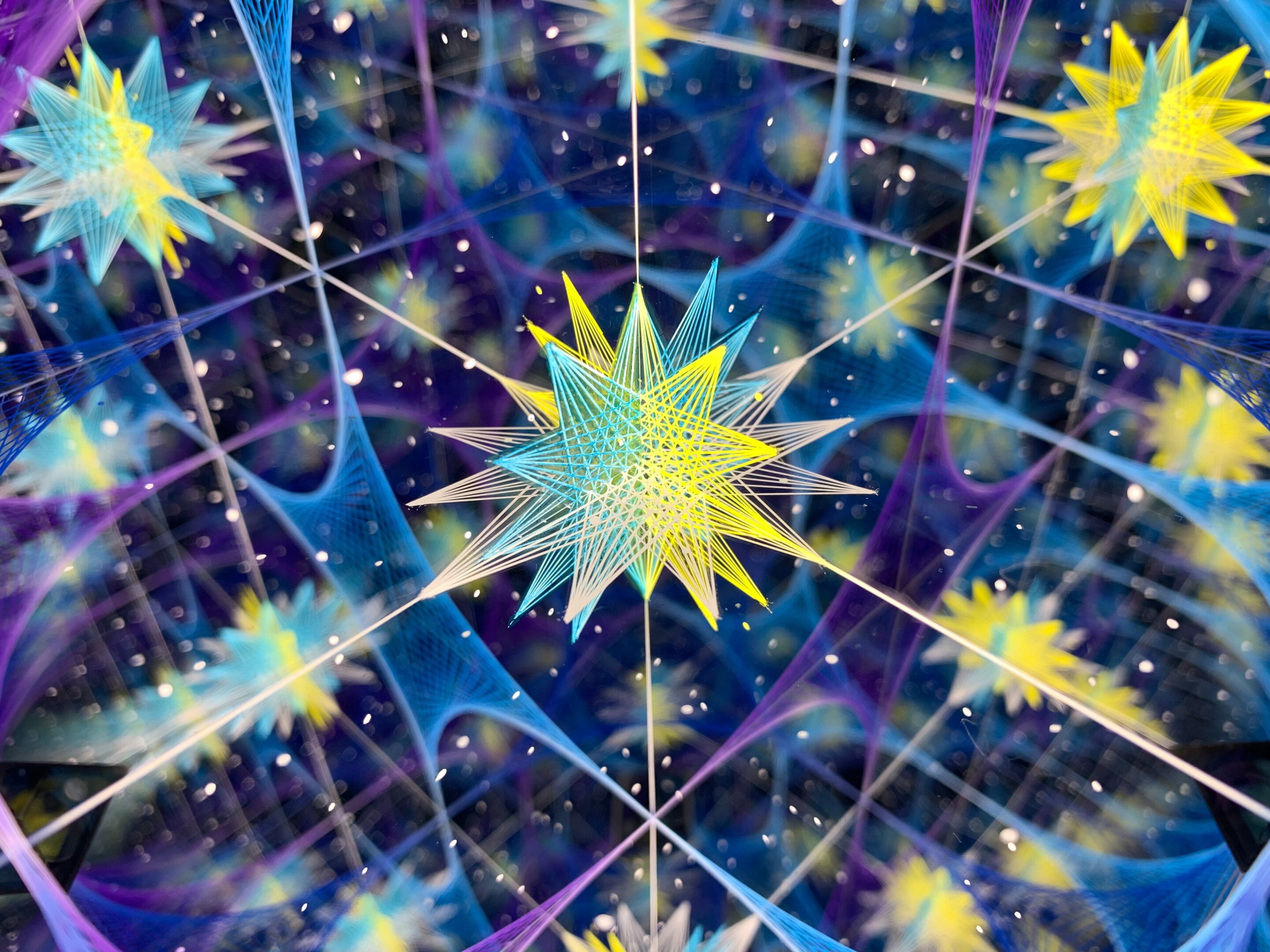 Scientists discover fractal patterns in a quantum material