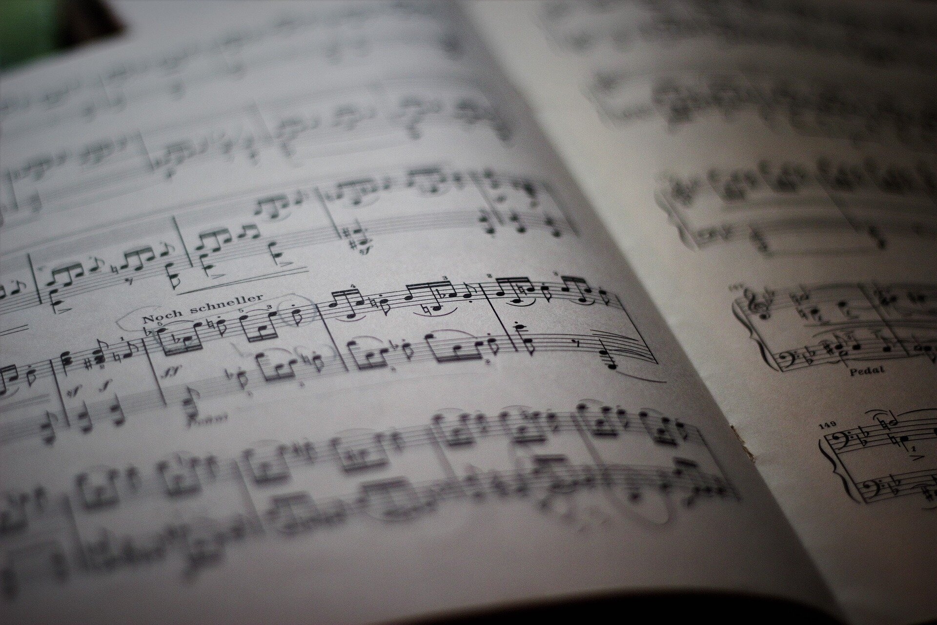 Researchers develop real-time lyric generation technology to inspire song writing