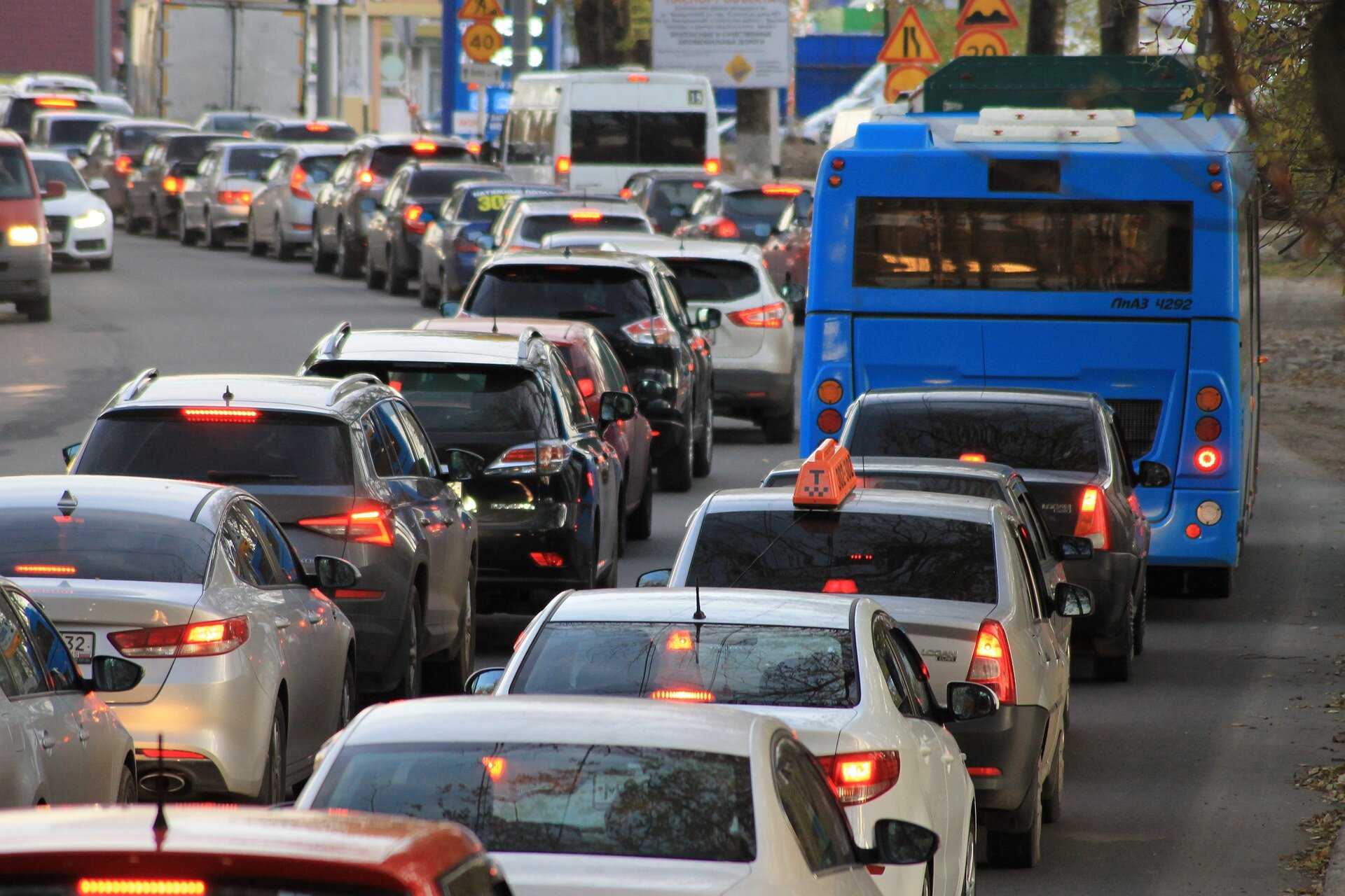 Crowdsourced traffic data can help ease time stuck in traffic, says transport expert