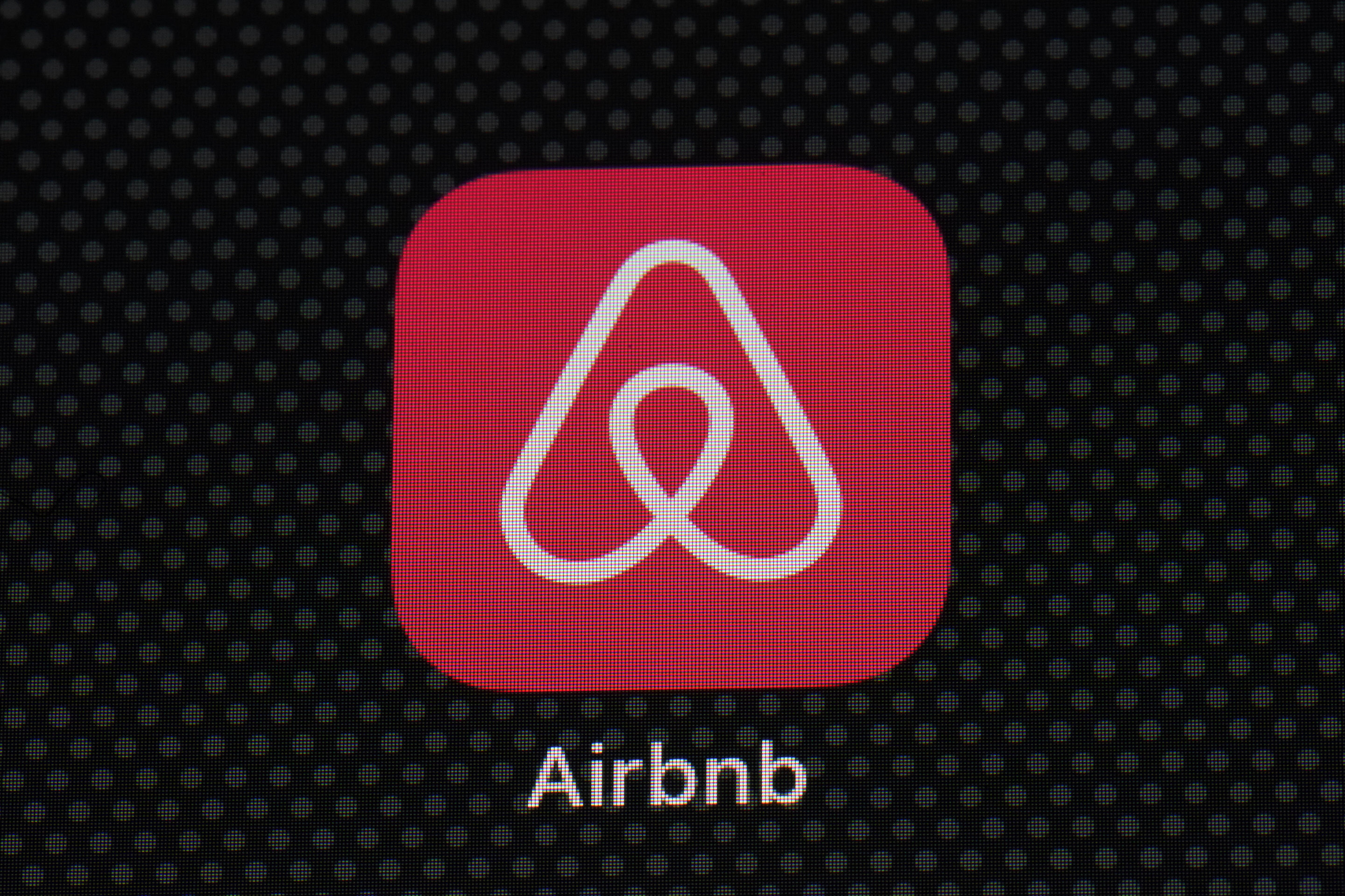 #Airbnb allows employees to live and work from anywhere