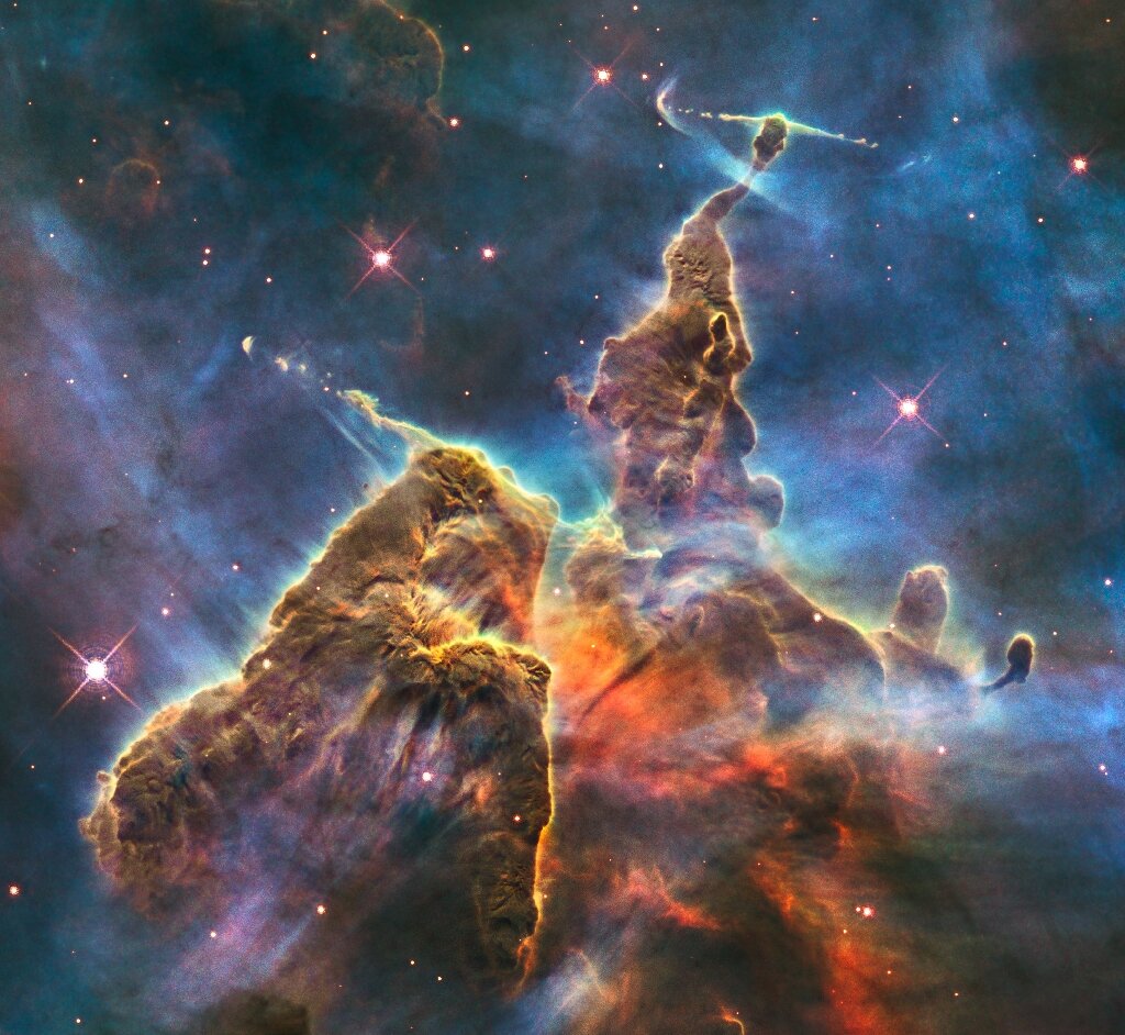 NASA's Hubble telescope captures spectacular image of star-studded cosmic  cloud.