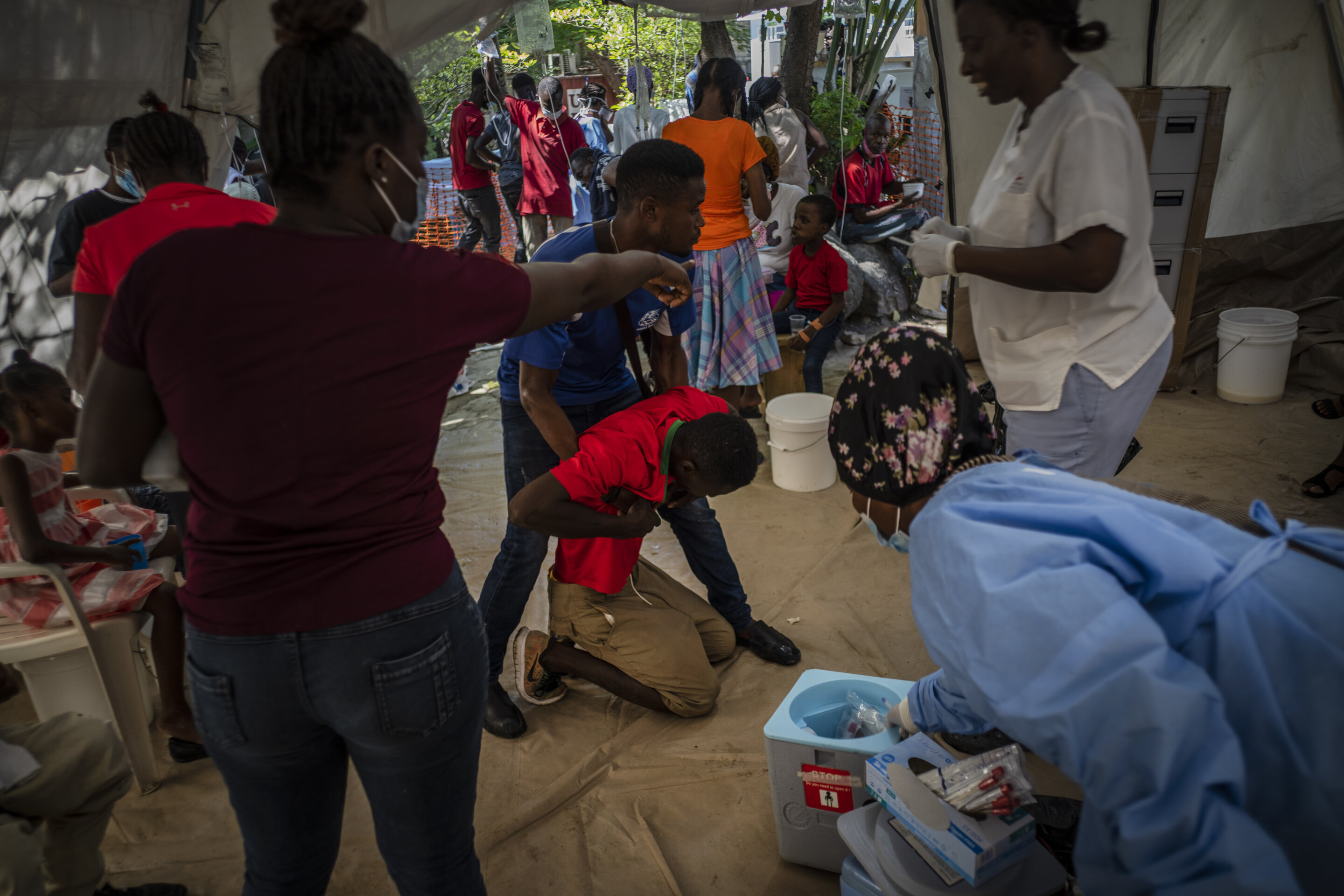 #Cholera overwhelms Haiti as cases, deaths spike amid crisis