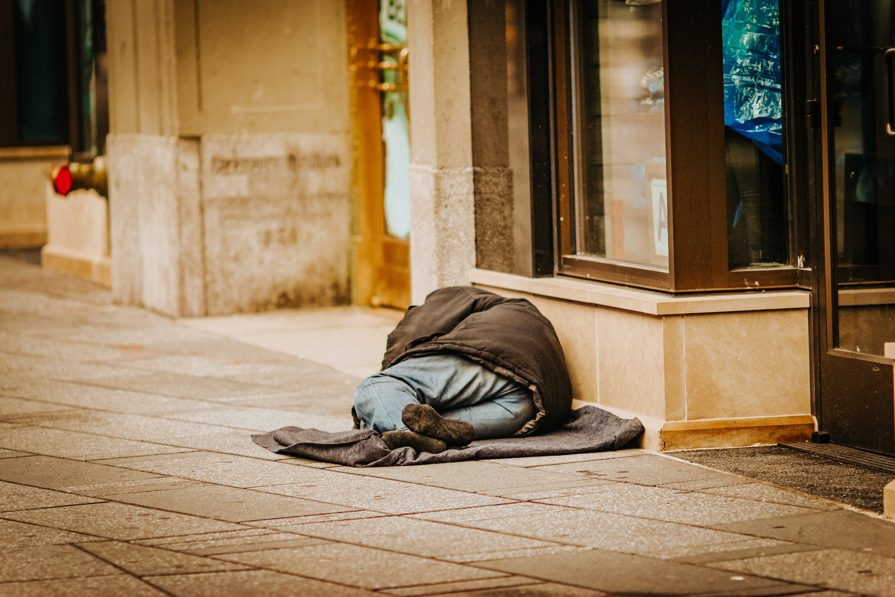 Black and minoritized ethnic communities at disproportionate risk of homelessness in the UK