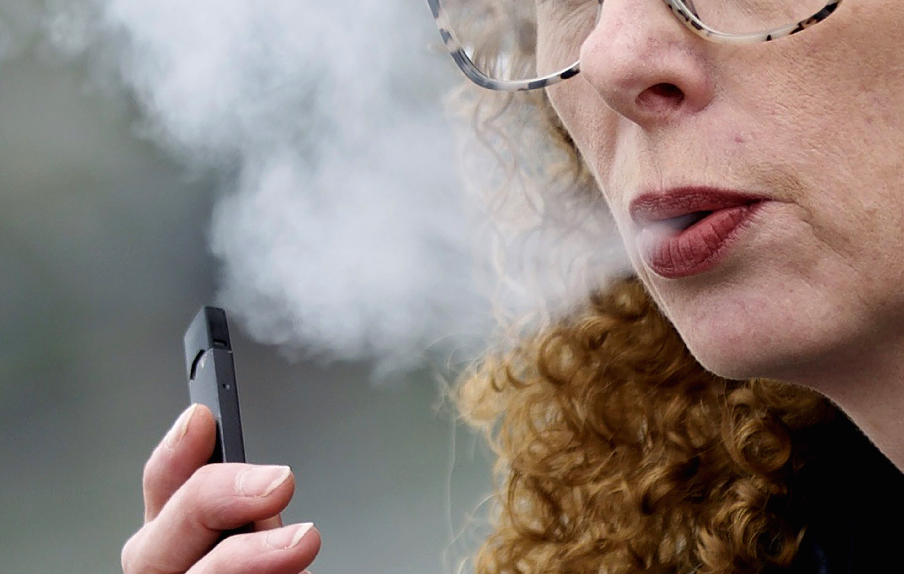 #Juul can keep selling e-cigarettes as court blocks FDA ban