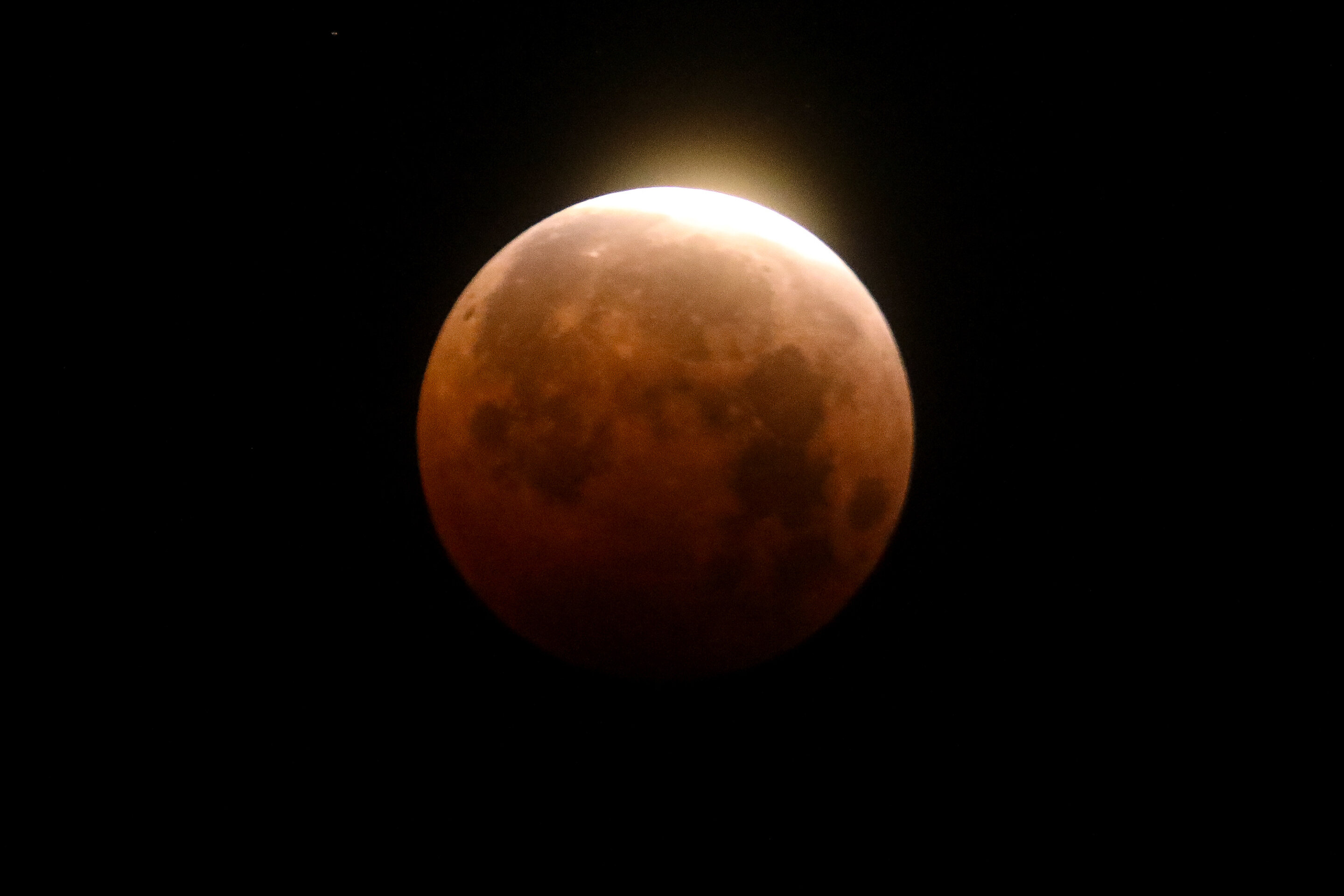 #Moon goes blood red this weekend: ‘Eclipse for the Americas’