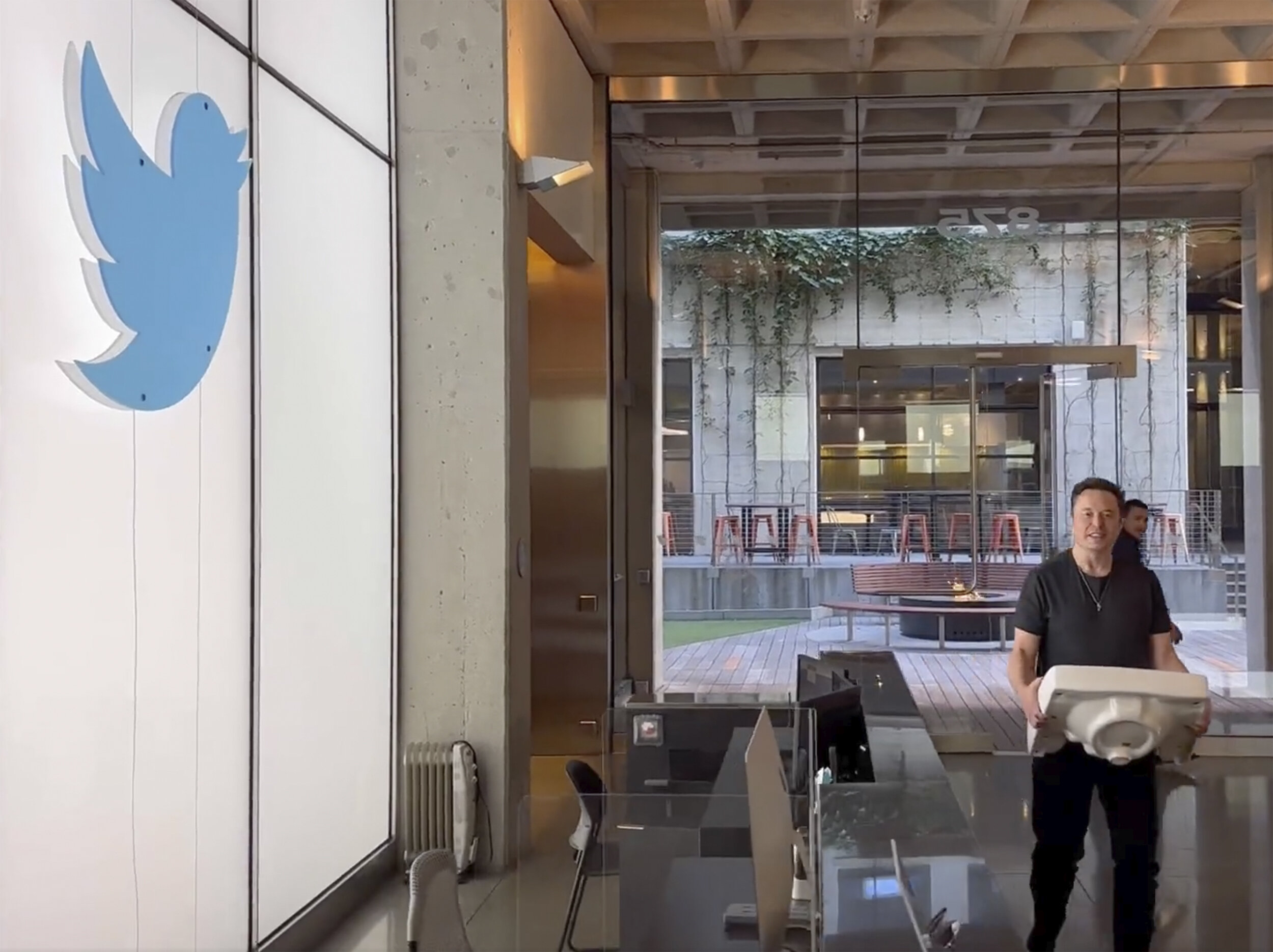 Musk lugs sink into Twitter HQ as $44B deal deadline looms