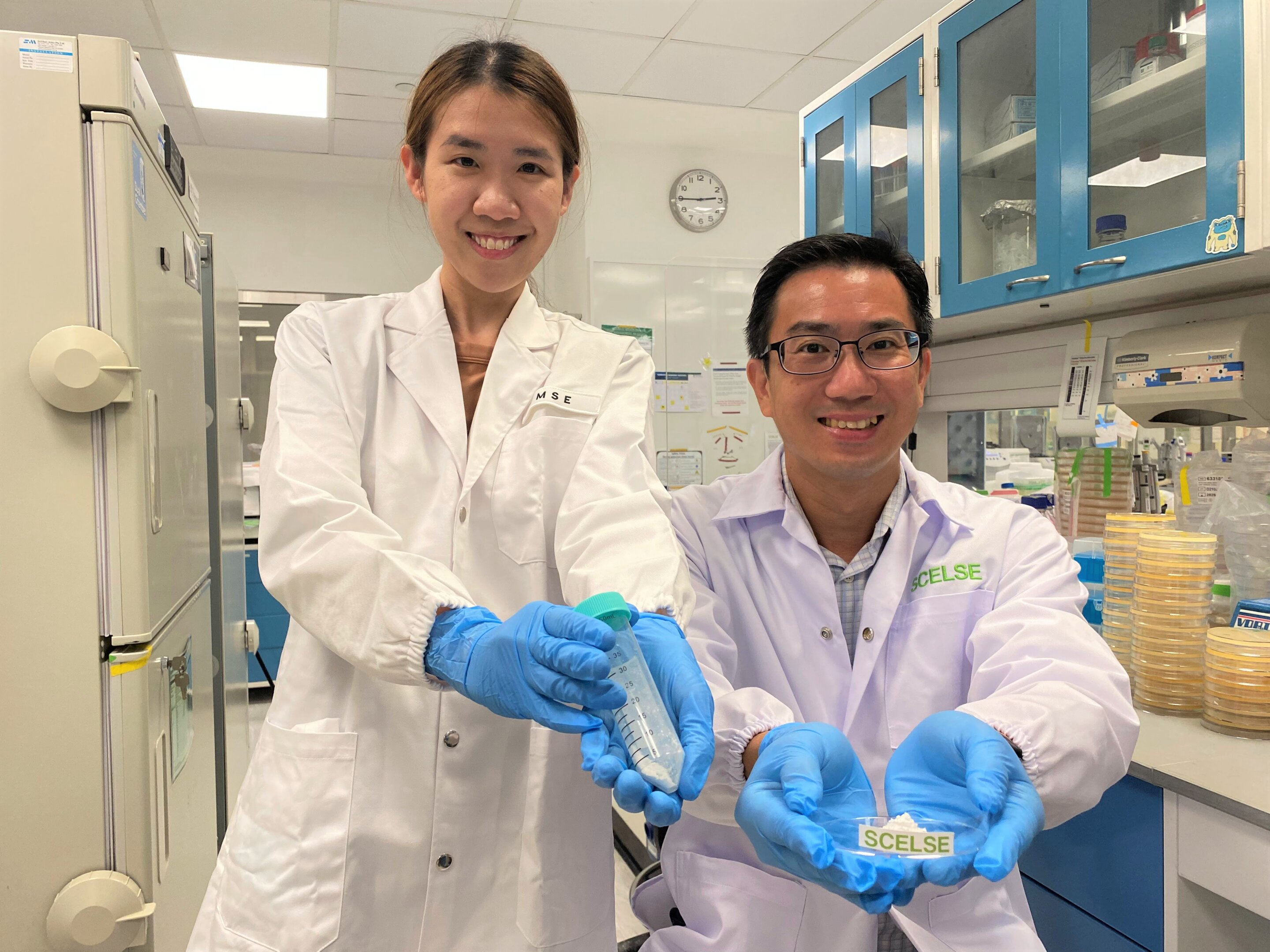 #Scientists develop coated probiotics that could be effectively delivered into the human gut