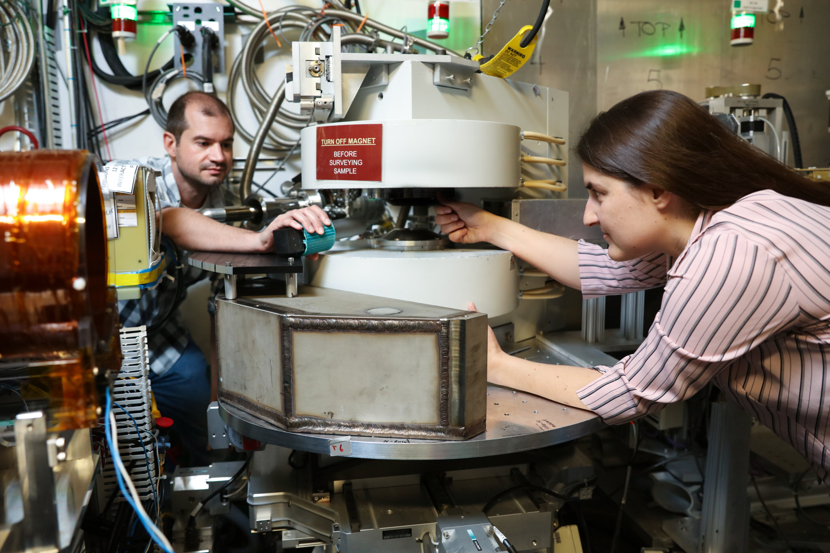 Physicists confront the neutron lifetime puzzle