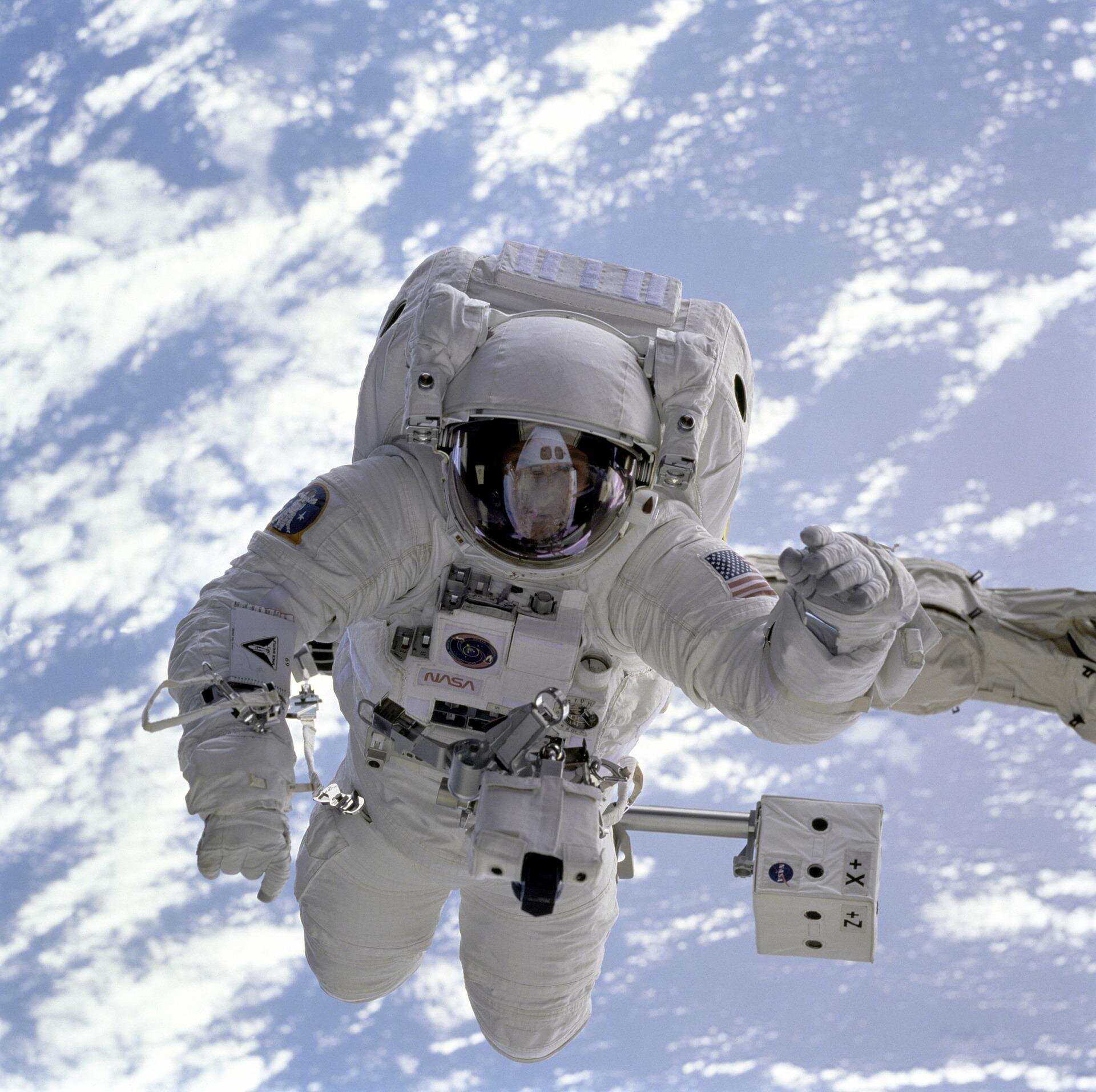 NASA awards two contracts for next generation spacesuits