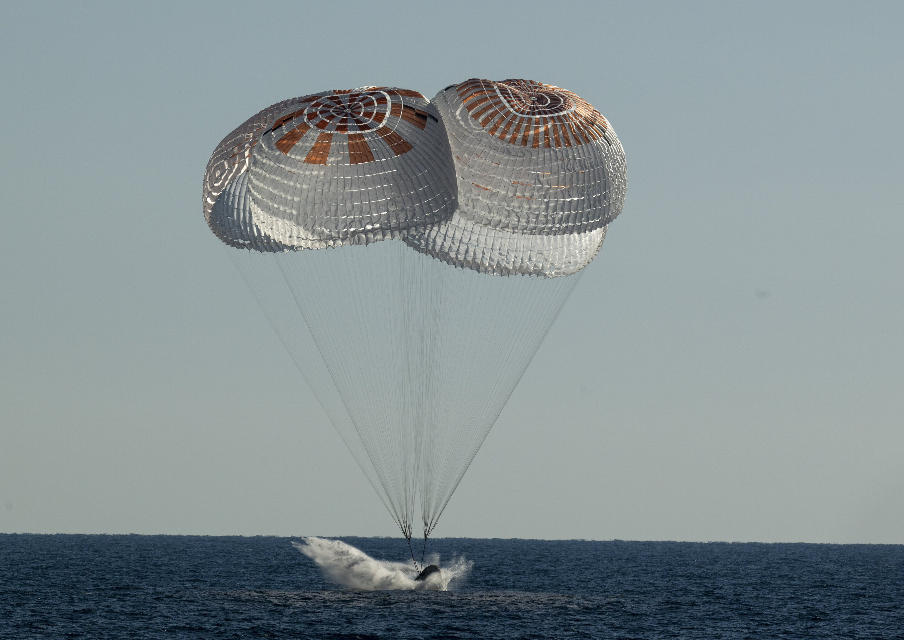 SpaceX transportará astronautas a la Tierra después de medio año