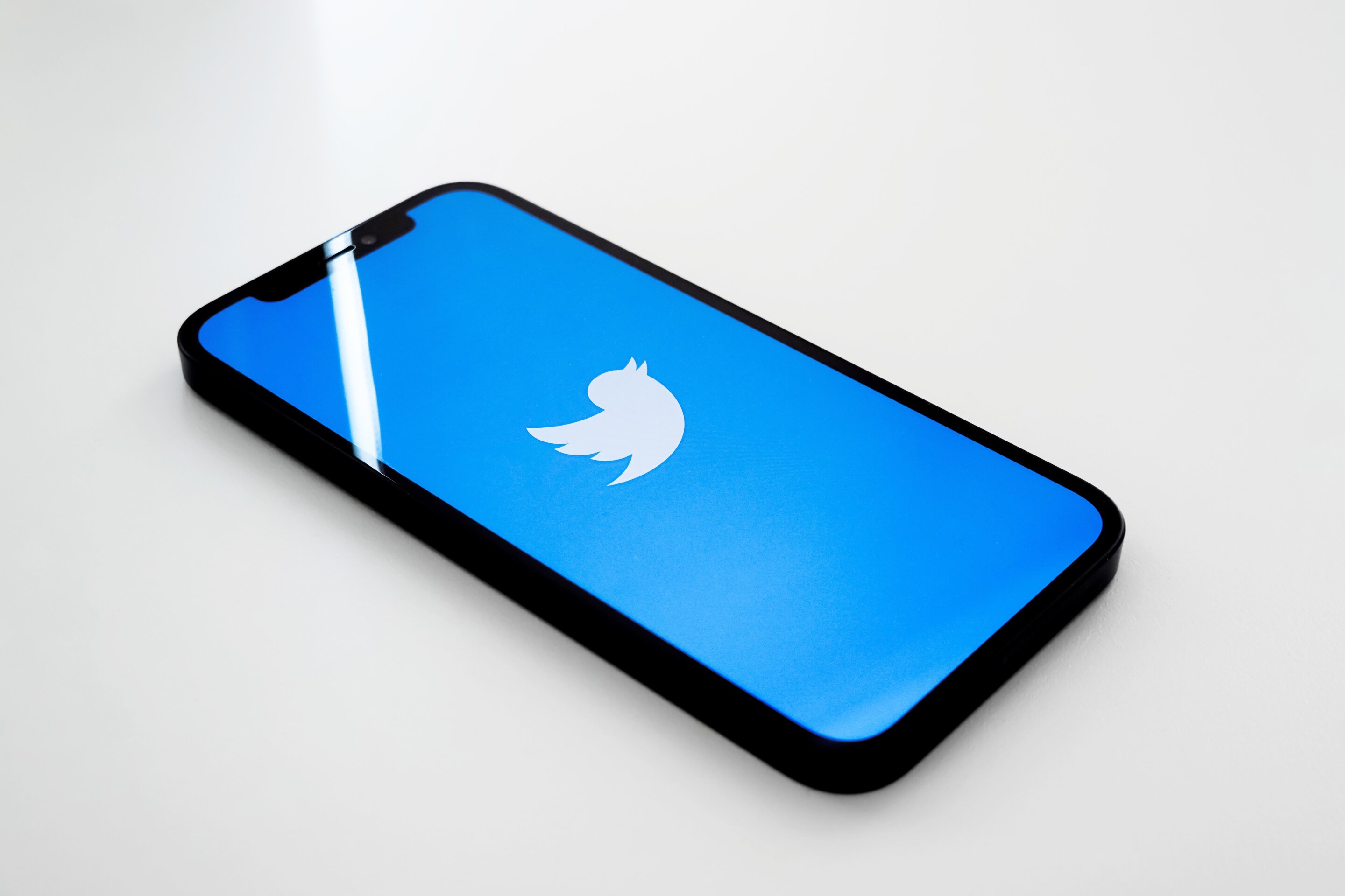 Twitter’s surge in harmful content a barrier to advertiser return