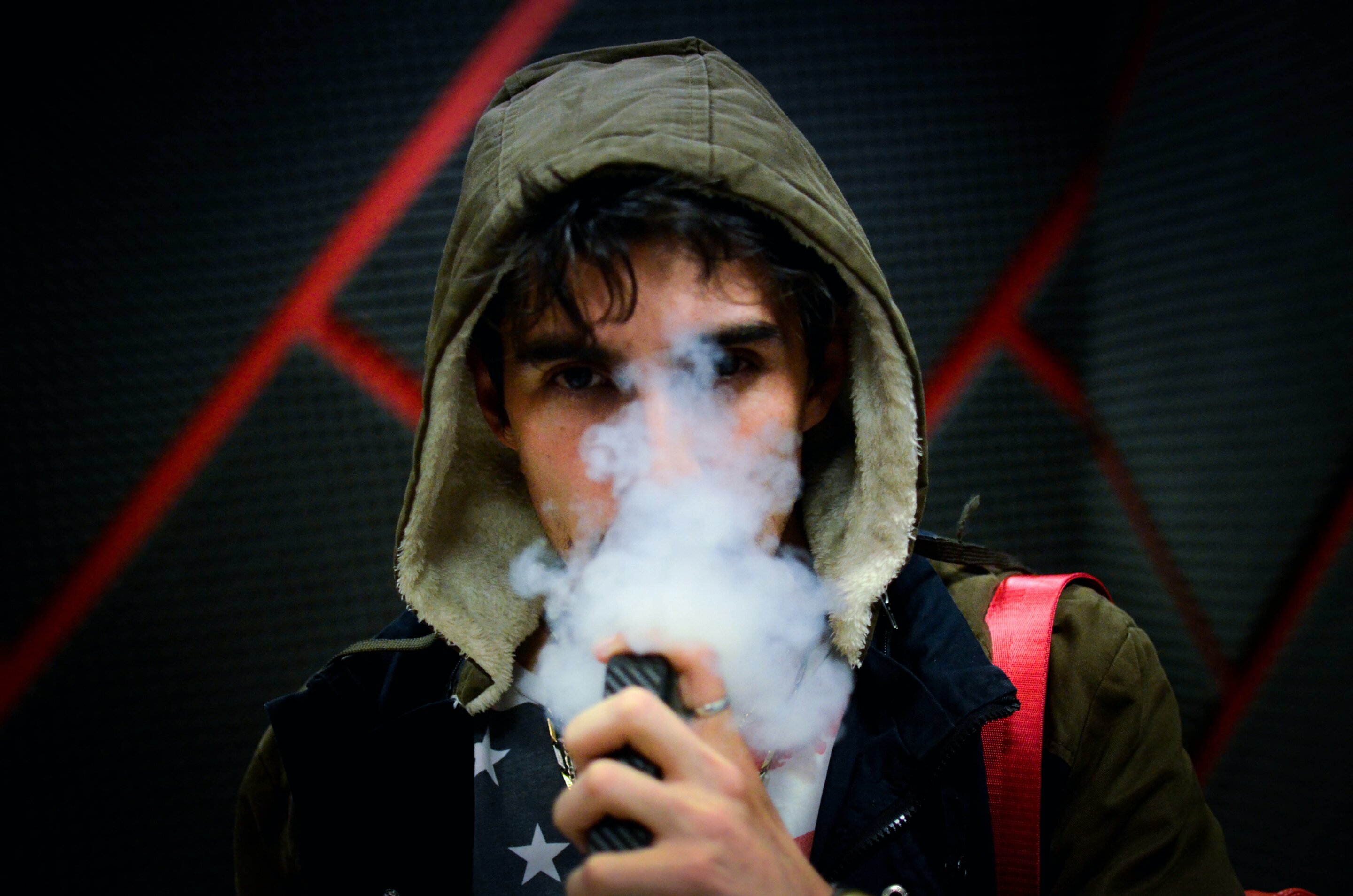 New national study finds adolescent vapers much likelier to use cannabis and binge drink