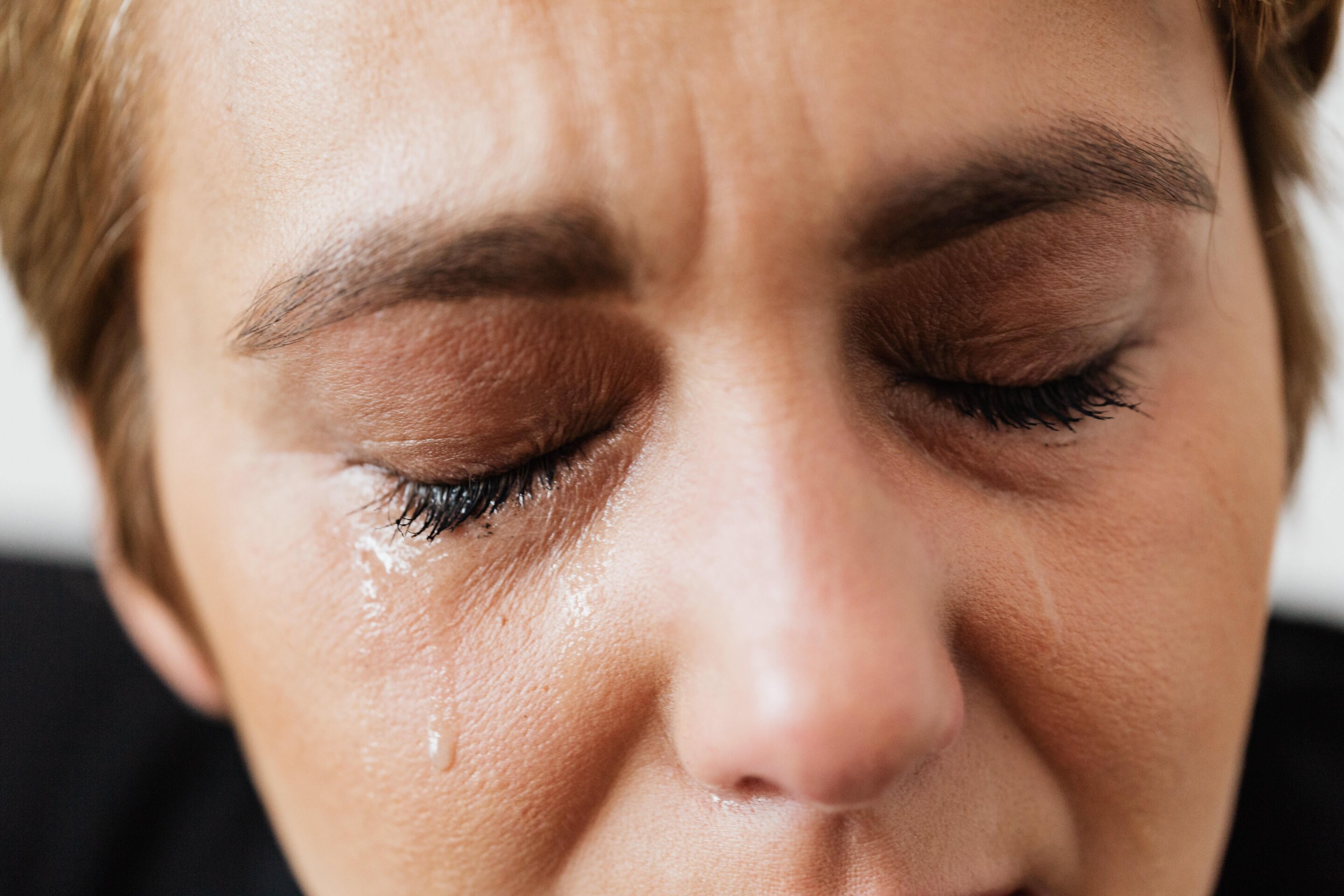 #A whiff of tears reduces male aggression, says study