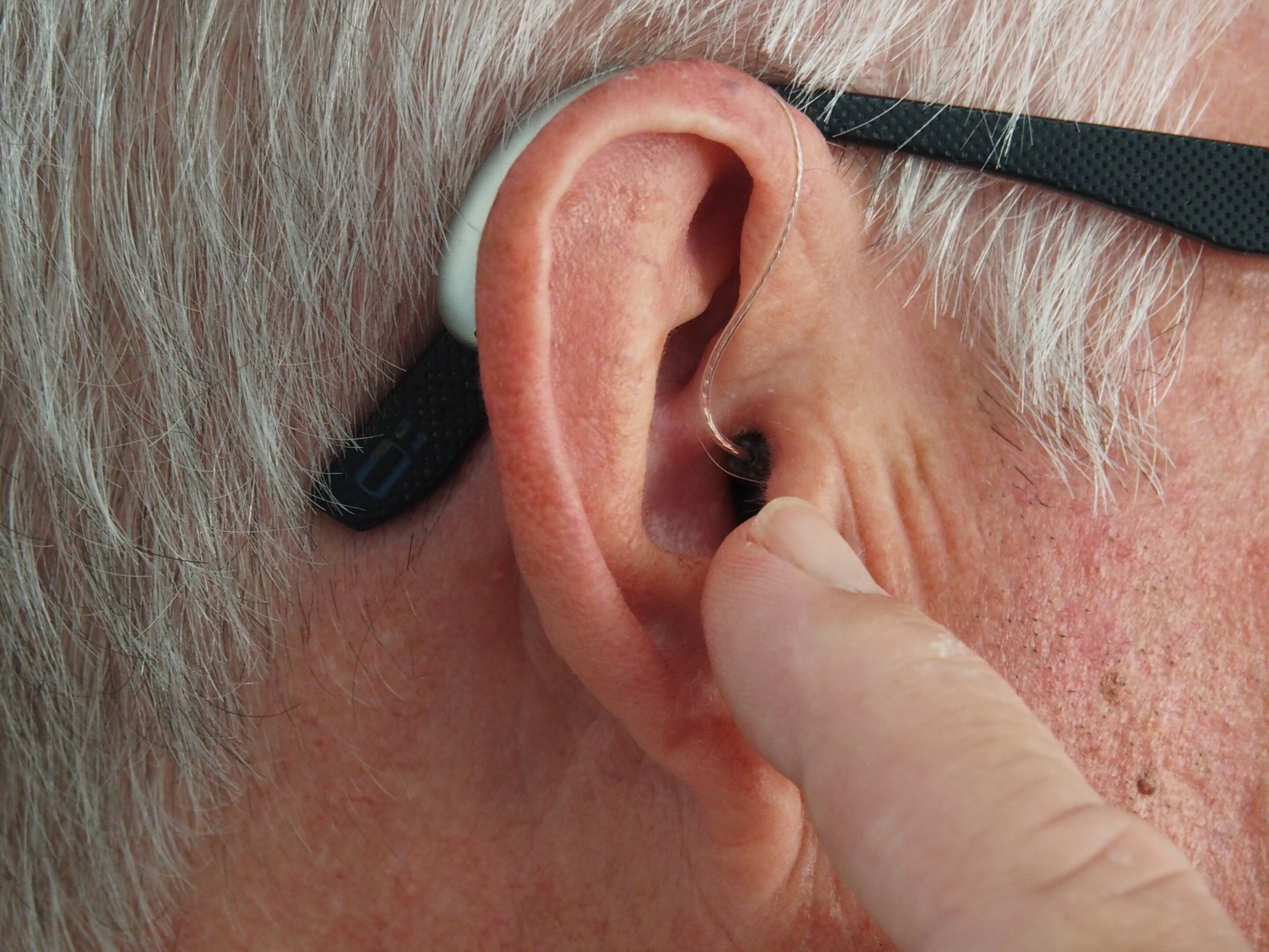 #Hearing aids may help those with hearing loss live longer, finds analysis