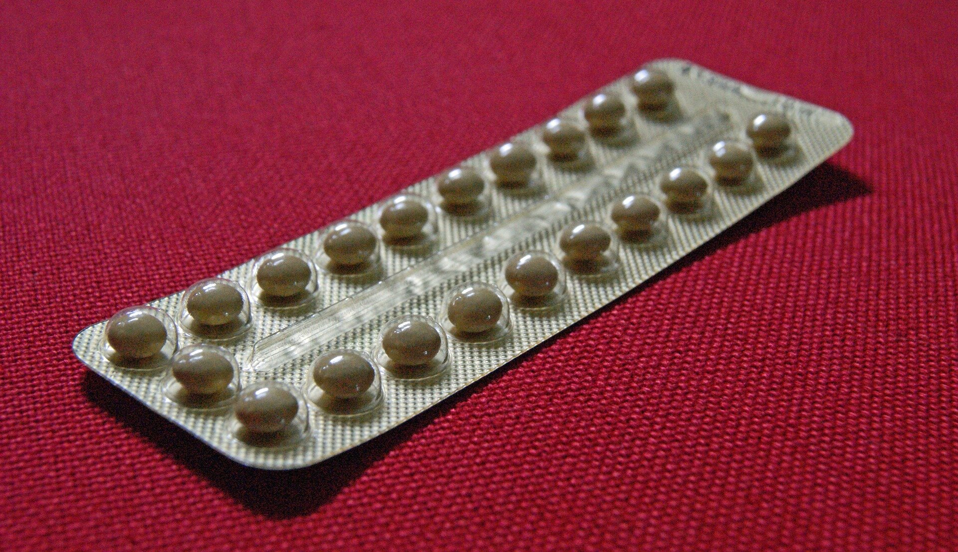 https://scx2.b-cdn.net/gfx/news/hires/2023/hormonal-contraceptive.jpg