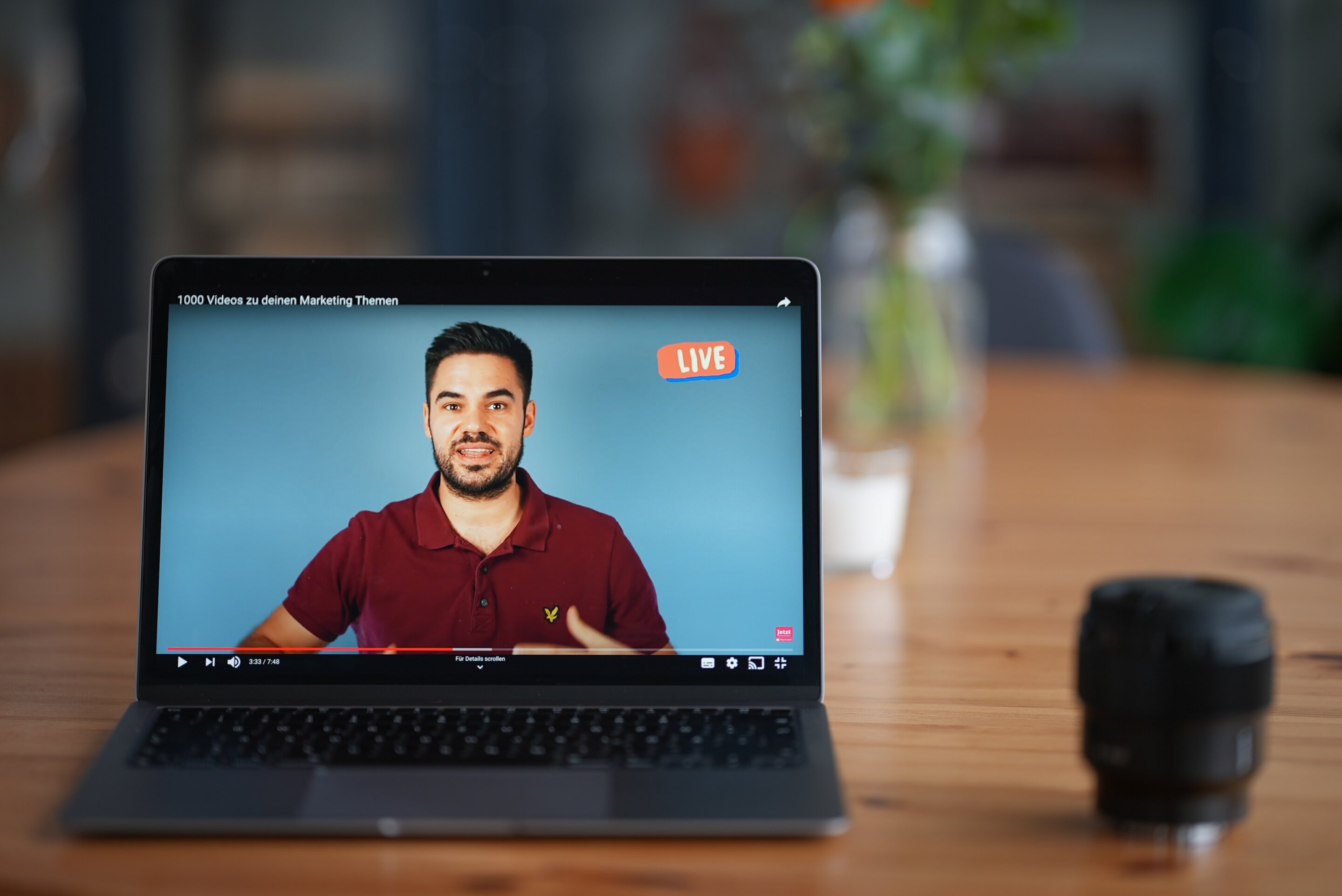‘Crowding out’ the competition: Study reveals surprising livestream chatting and tipping behavior