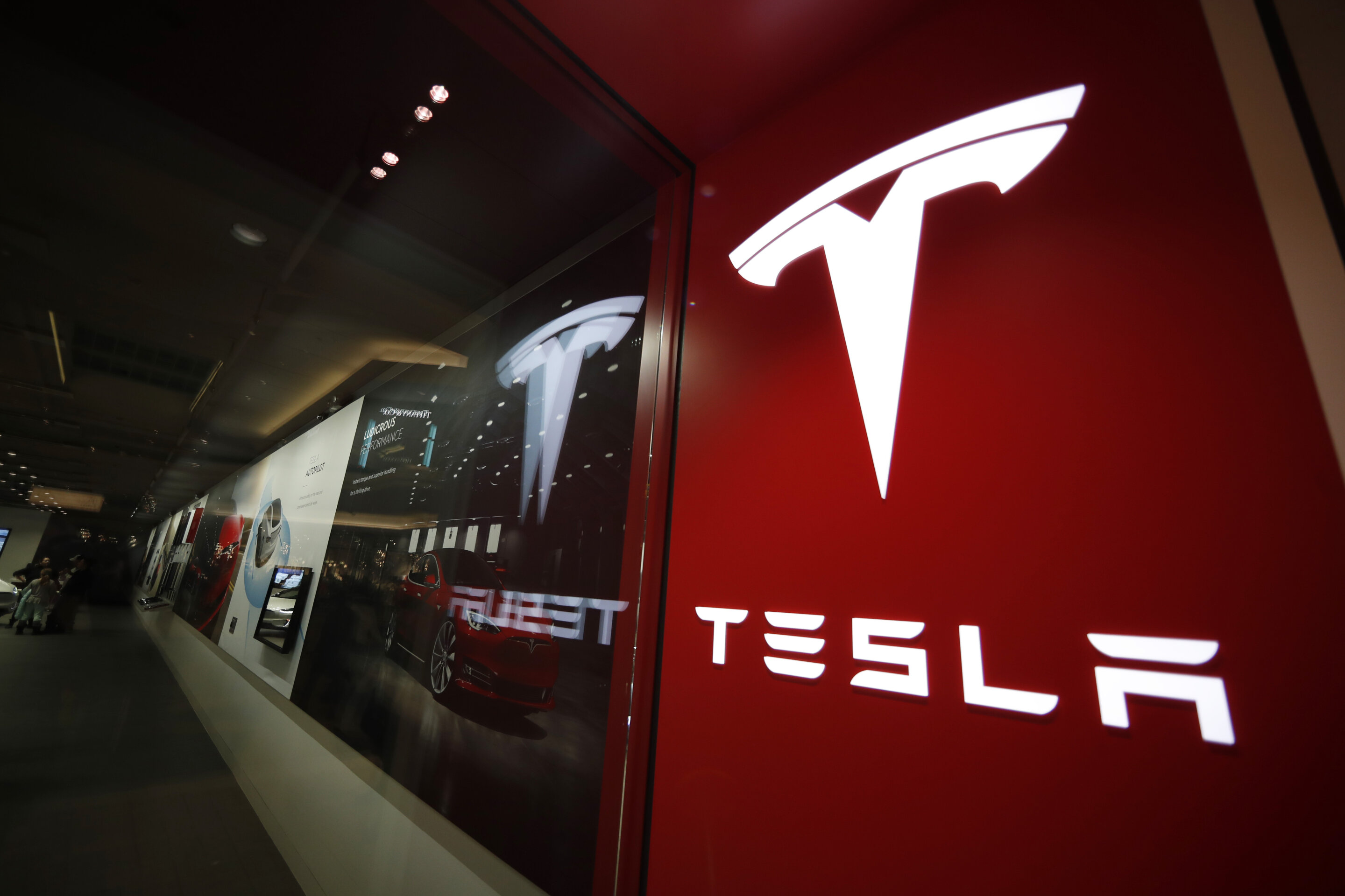 #Mexican states in hot competition over possible Tesla plant