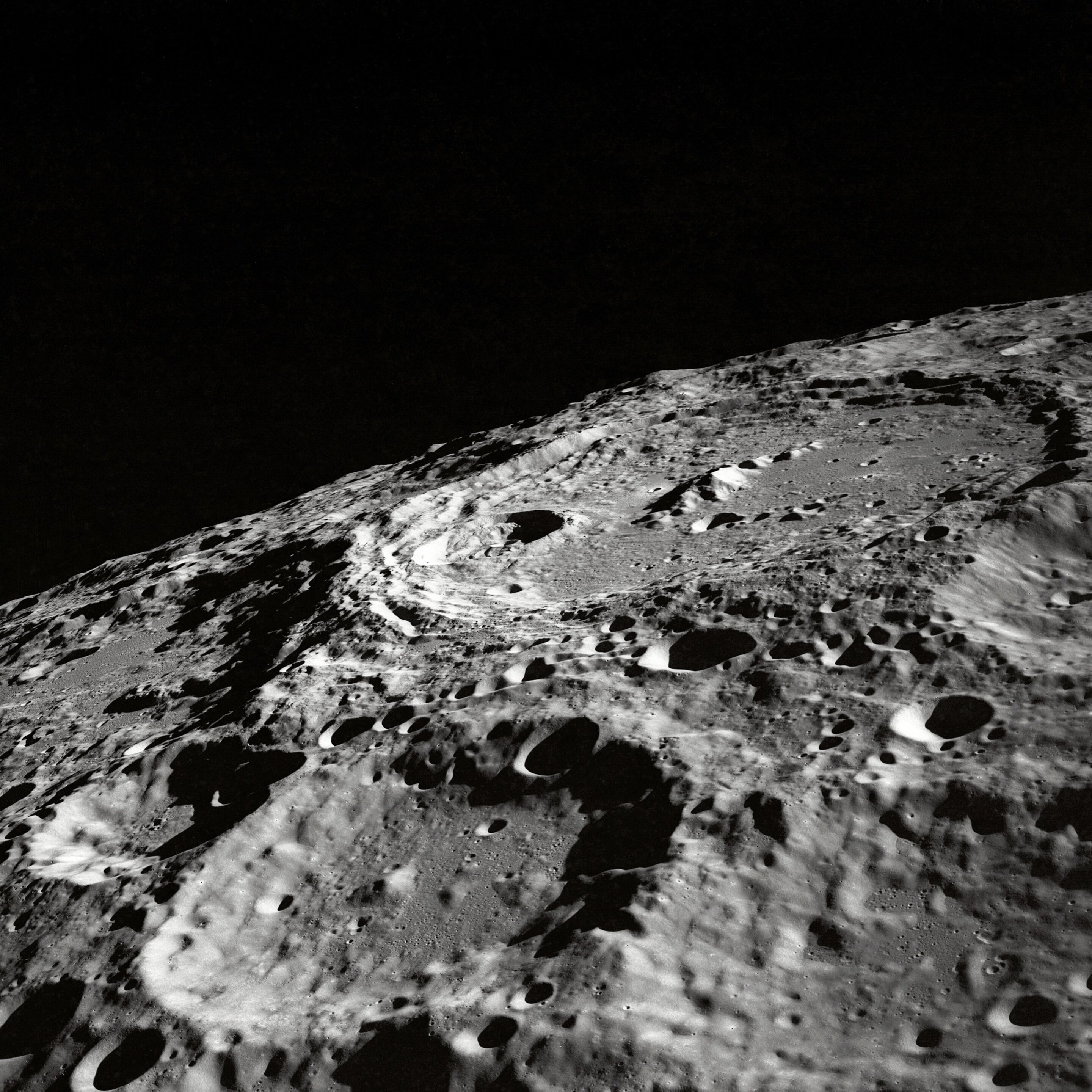 Naukowcy modelują i testują warunki gruntowe na Księżycu