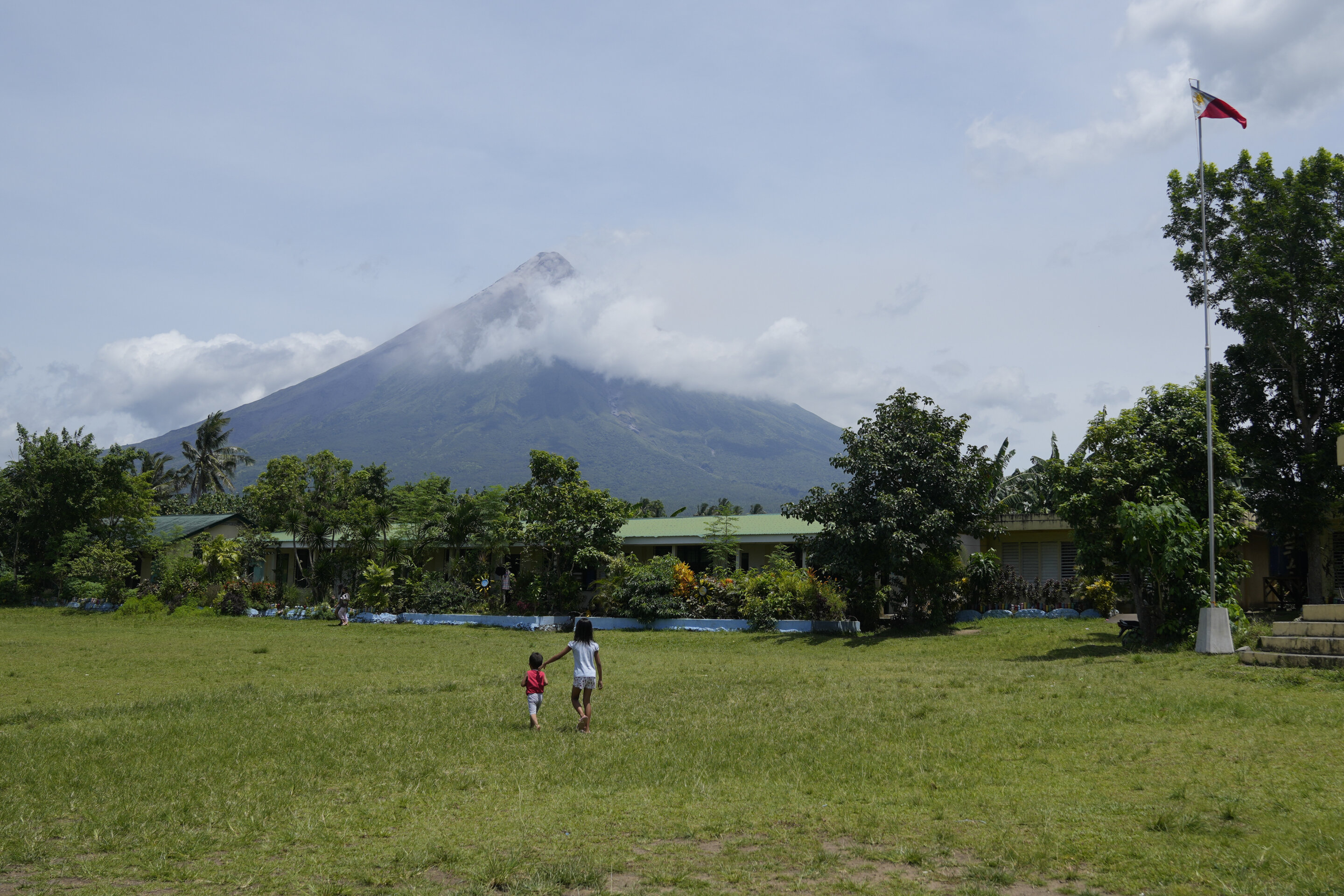 Philippines evacuates thousands after Mayon volcano rumbles, Gallery