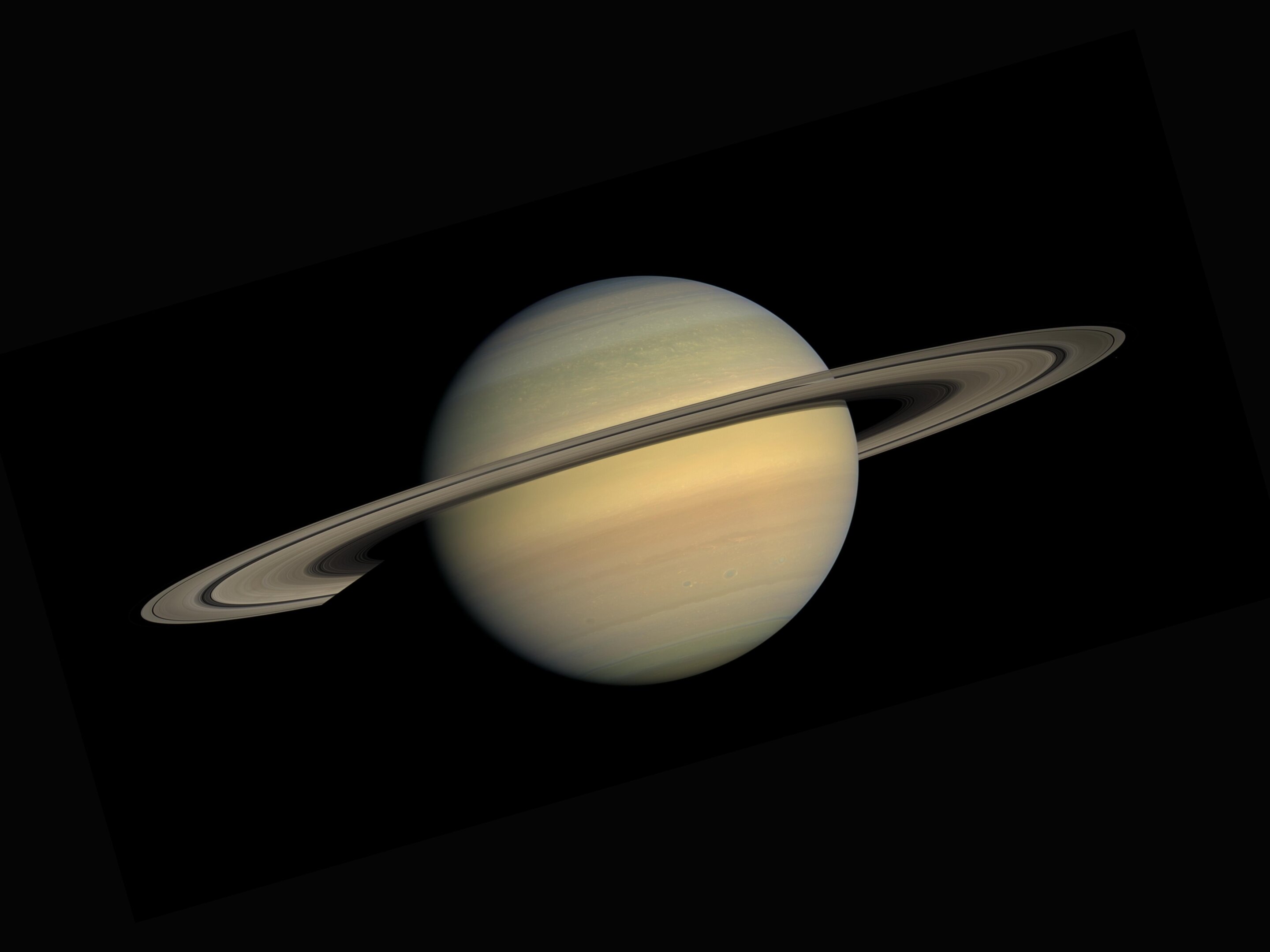 Nuevas simulaciones arrojan luz sobre los orígenes de los anillos y las lunas heladas de Saturno