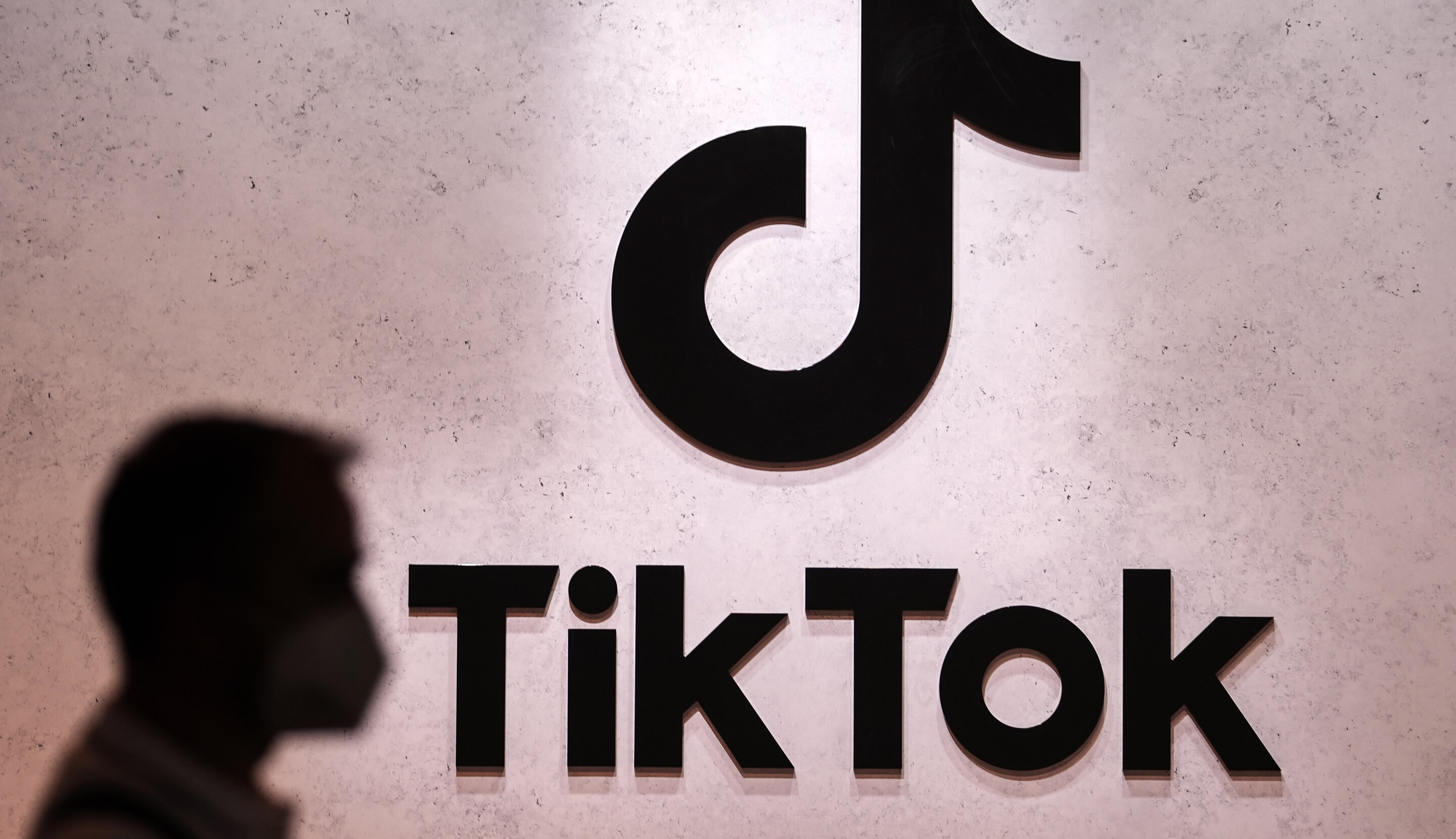 #TikTok plans 2 more European data centers amid privacy fears
