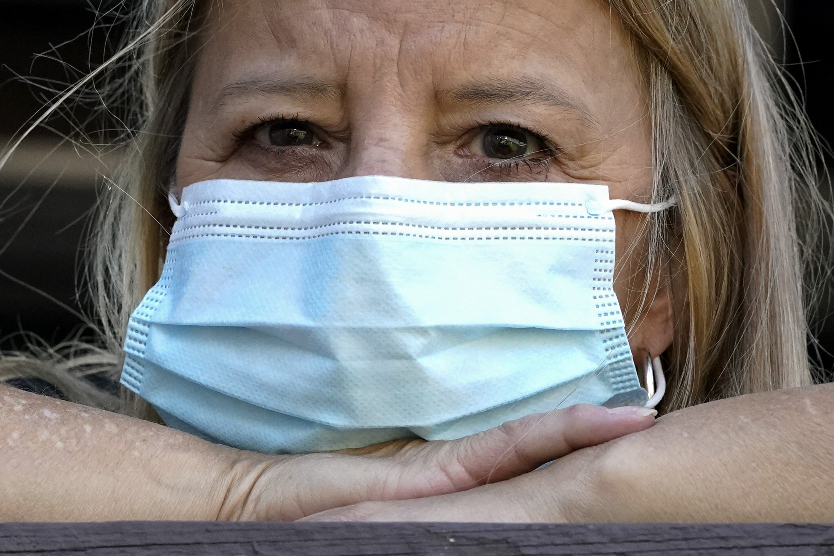 Cómo mantenerse saludable durante la temporada de resfriados, gripe y COVID-19