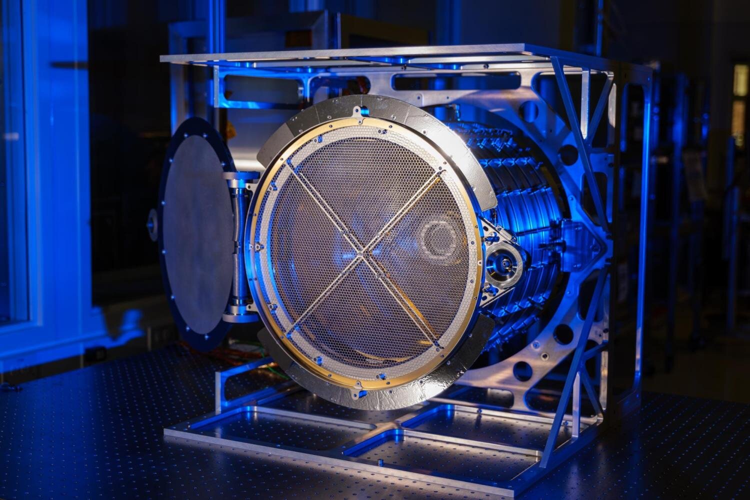 Nuevo instrumento para capturar polvo de estrellas como parte de la misión de la NASA