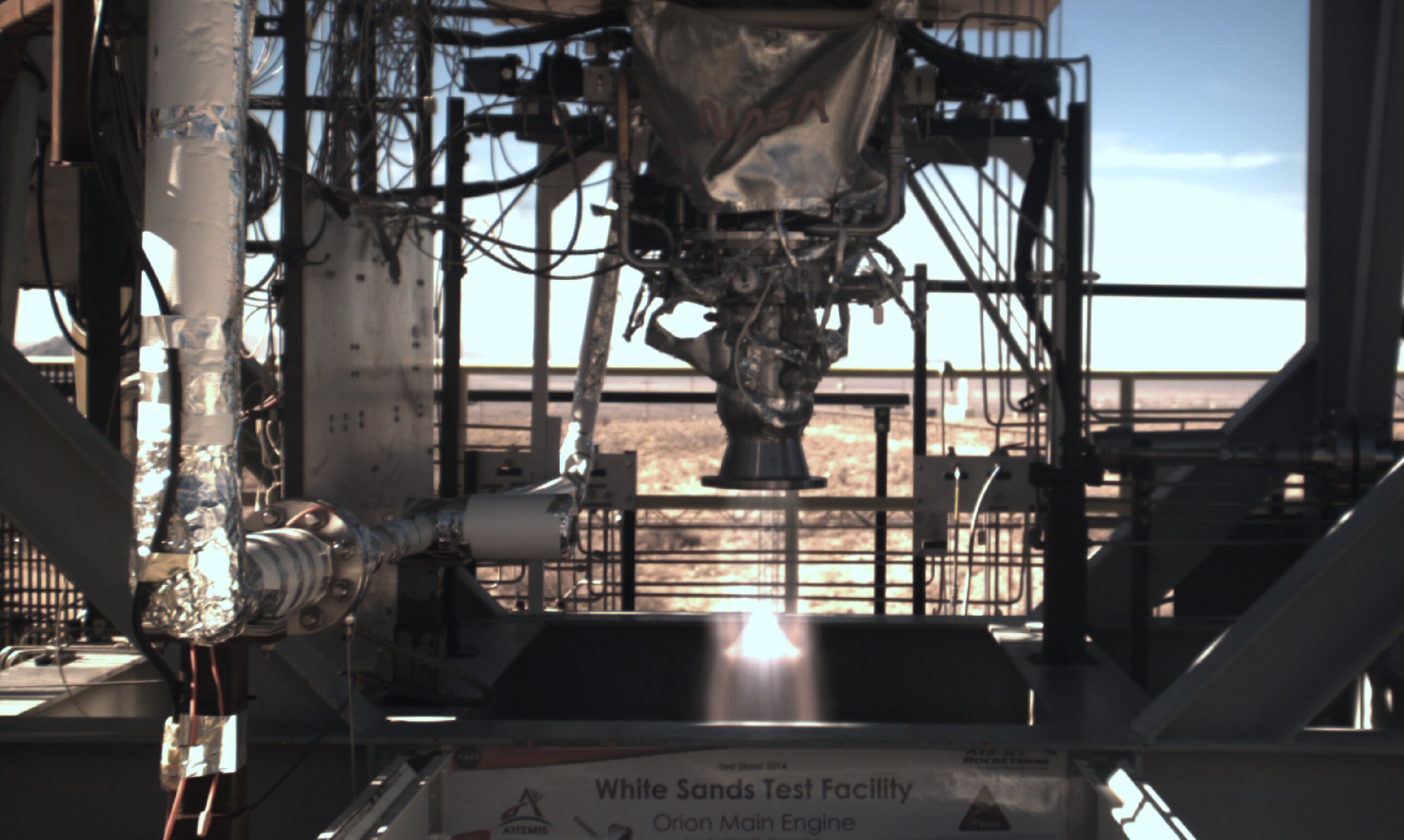 L’équipe de propulsion de White Sands teste un composant du moteur Orion imprimé en 3D