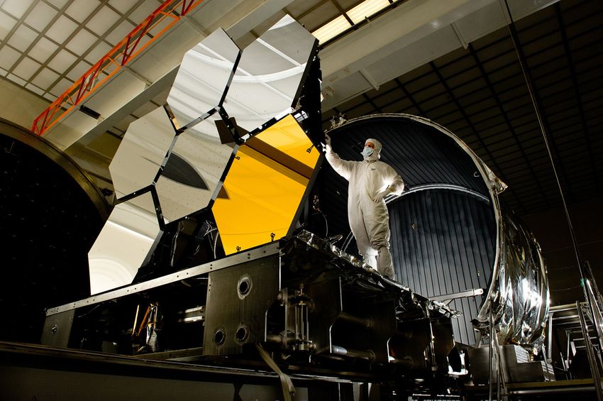 Space telescope's beryllium mirrors