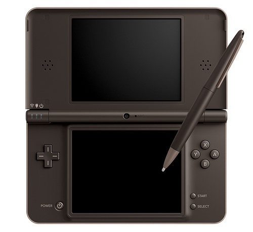 Hands on with the Nintendo DSi XL