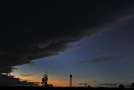 Storms in Fla. delay space shuttle launch again